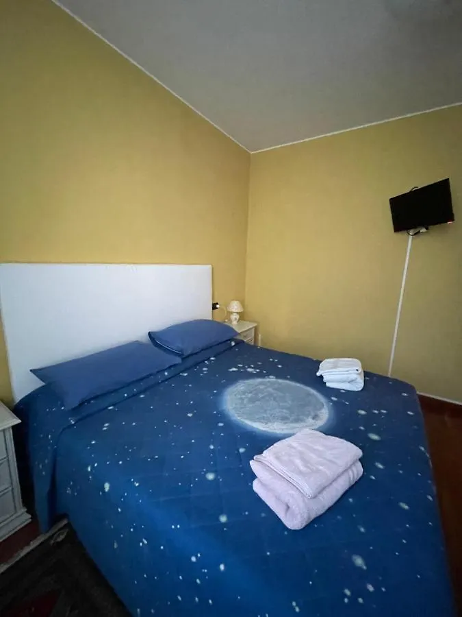 B&B In Liberty Style Cesano Boscone 0*,