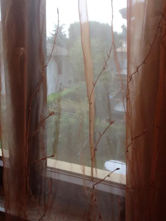 B&B In Liberty Style Cesano Boscone Bed & Breakfast